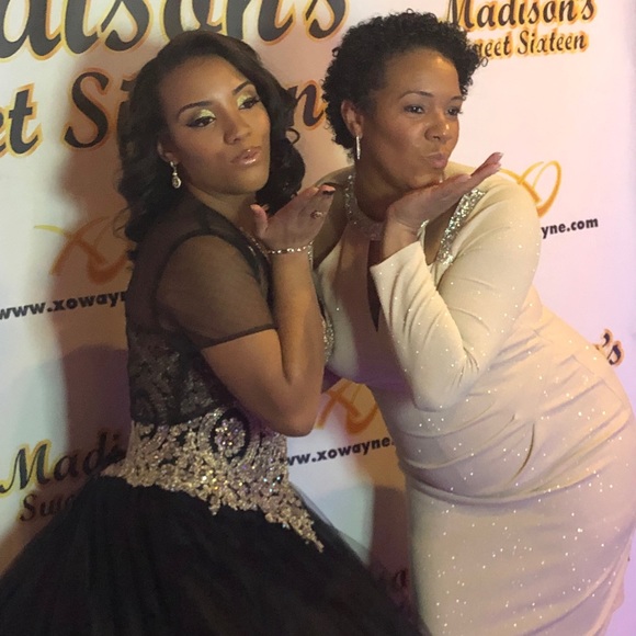 Meet your Posher, Darriea - Picture 4 of 4